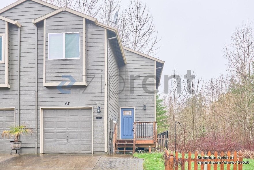 Building Photo - 43 SW 206th Ave