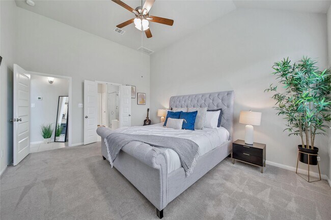 Building Photo - 7735 Wright Wood Dr