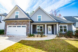 Building Photo - A Home To Grow In To