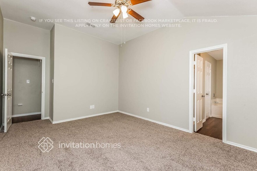 Building Photo - 8175 Spruce Valley Dr