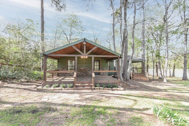 Building Photo - 9126 Lazy Ln