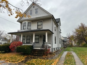 Building Photo - 6609 Chambers Ave