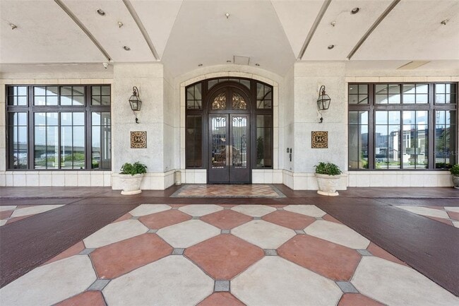 Building Photo - 345 Bayshore Blvd