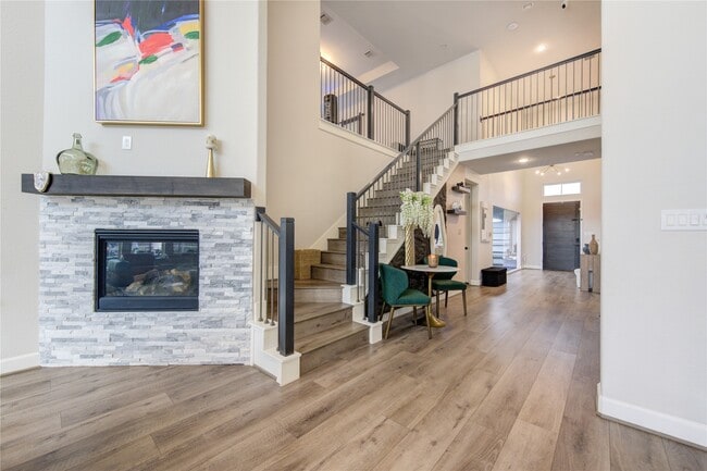 Building Photo - 1815 Longcroft Ln