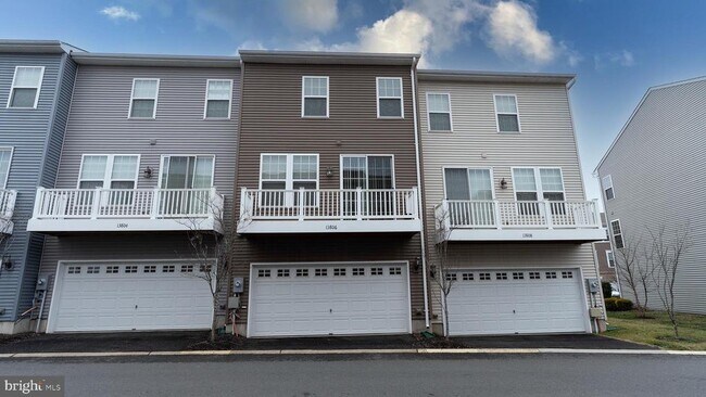 Building Photo - 13806 Litespeed Way