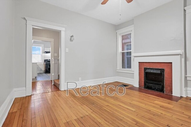 Building Photo - 1458 Bryden Rd