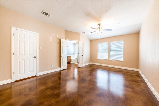 Building Photo - 14508 Mowsbury Dr