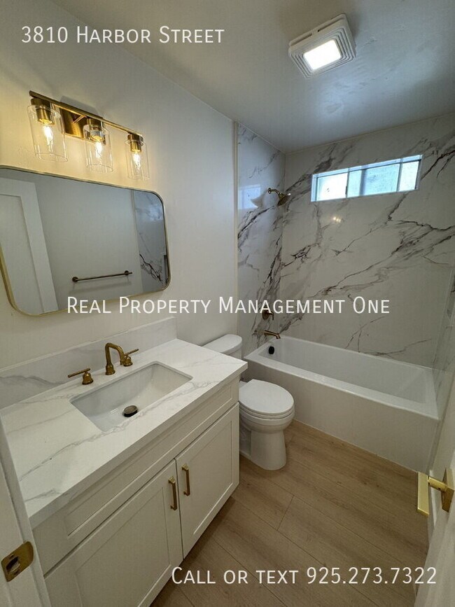 Building Photo - 3810 Harbor St