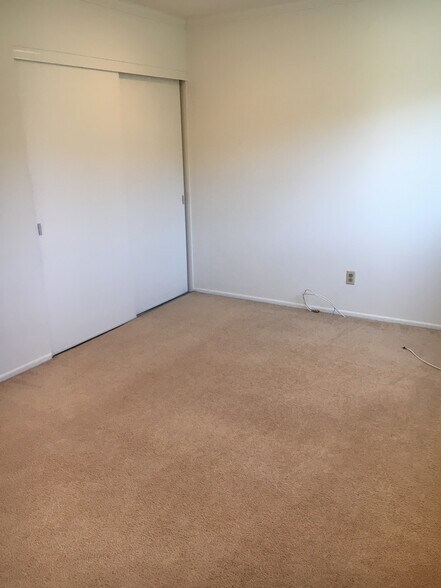 Another view of living room - 18630 Del Rio Pl