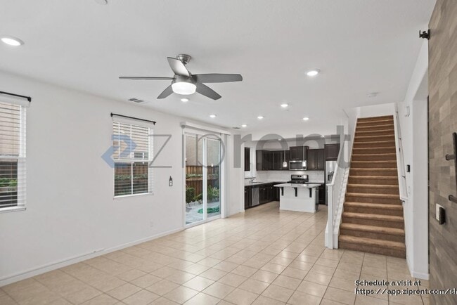 Building Photo - 1339 Sauvignon St