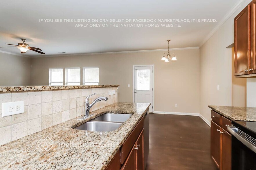 Building Photo - 3315 Anneewakee Falls Pkwy