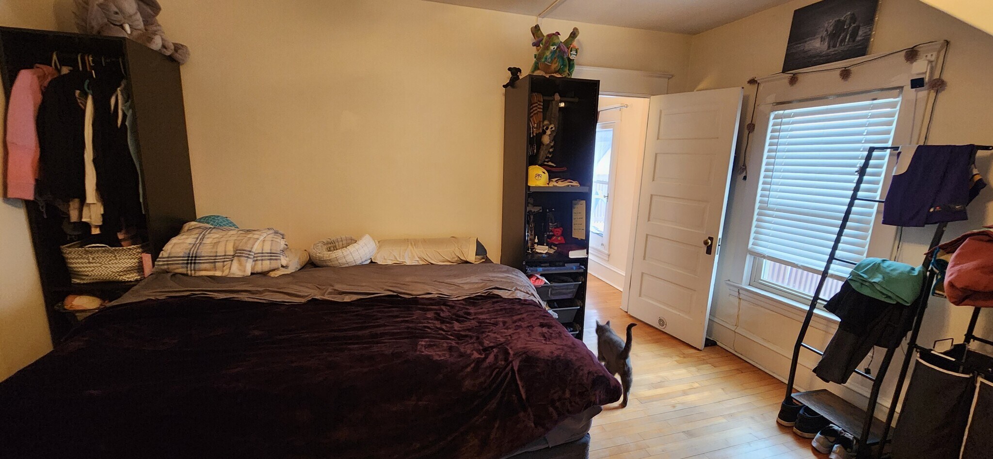 Building Photo - 1900 Colfax Ave S