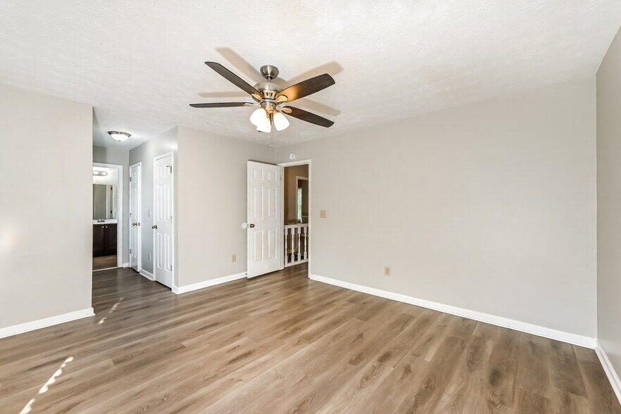 Building Photo - 1551 Willow Creek Ct