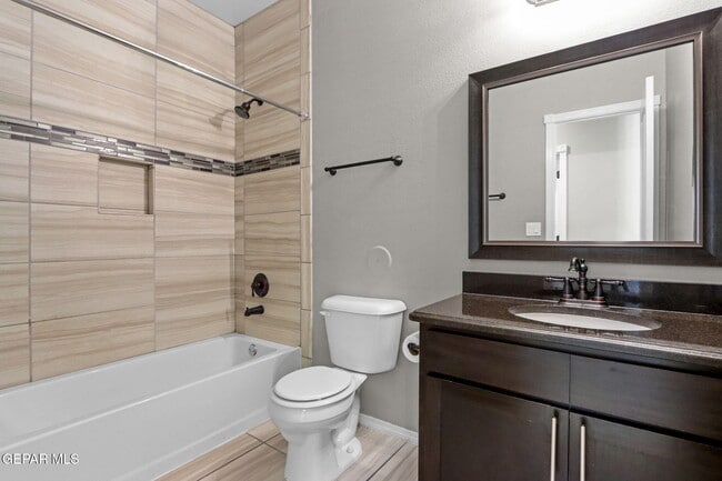 Building Photo - 14365 Jonathan K. Molina Ct