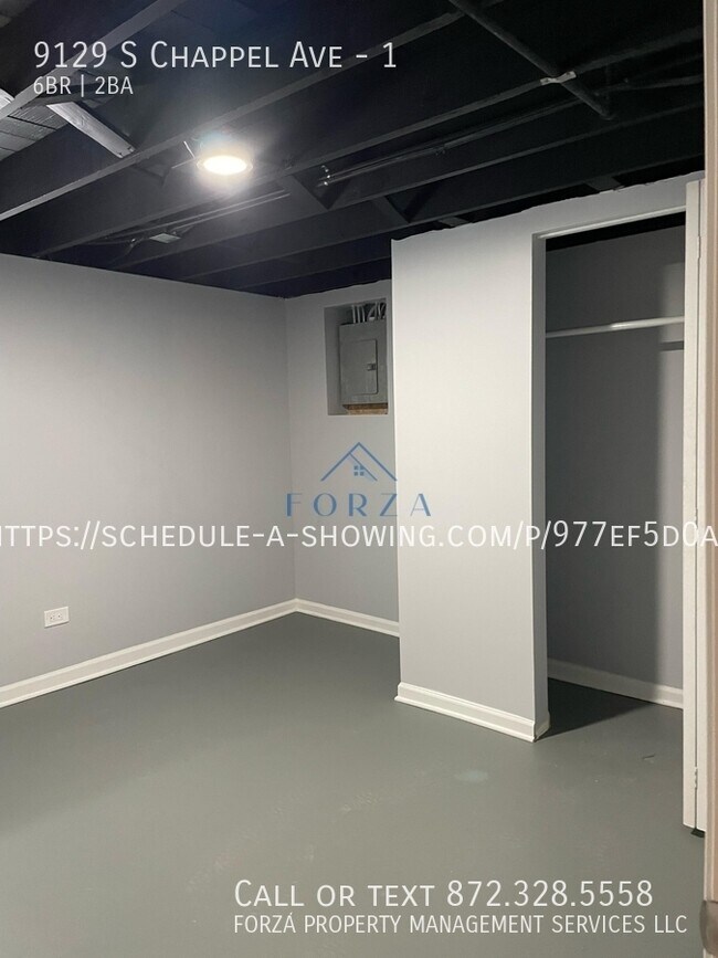 Building Photo - 9129 S Chappel Ave