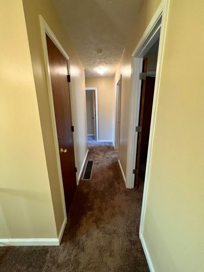 Building Photo - 3327 Wood Valley Ct