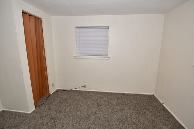Building Photo - 1311 Montgomery Rd