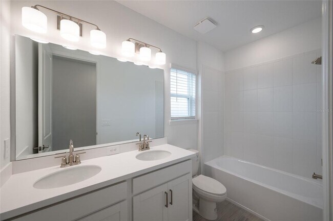 Building Photo - 1029 Ladyfish Trl