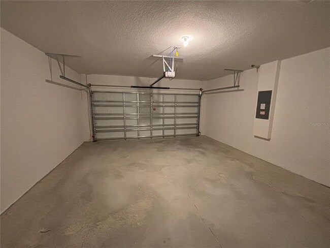 Building Photo - 5526 Clove Row