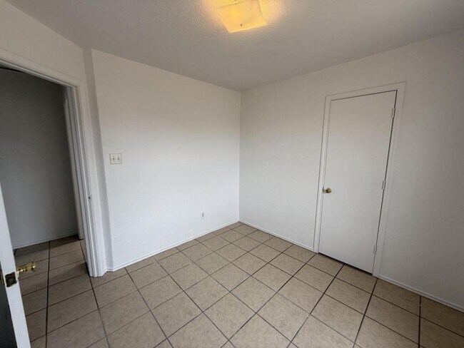 Building Photo - 1210 Industrial