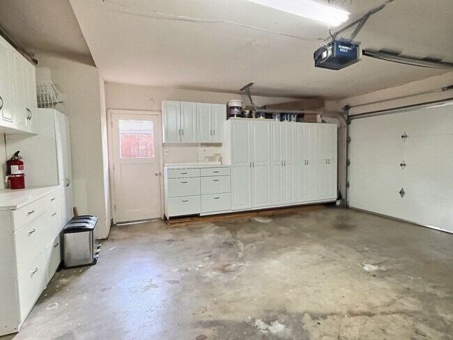 Building Photo - 3BD/2BA - Charming Home in Sunnyvale with Spacious Backyard