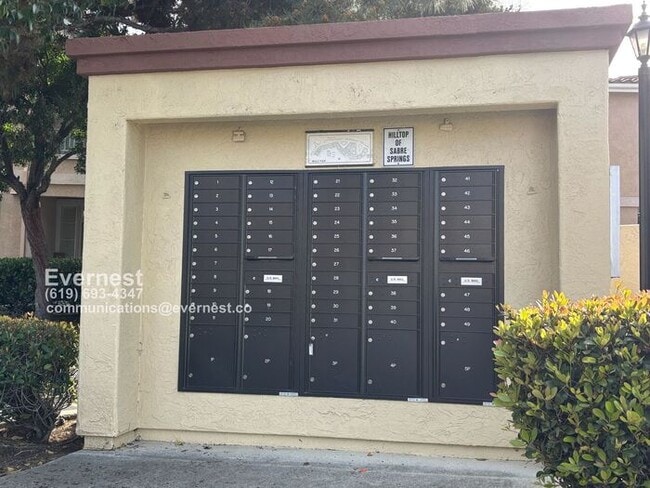 Building Photo - Charming 2-Bedroom Condo in Peaceful Sabre...
