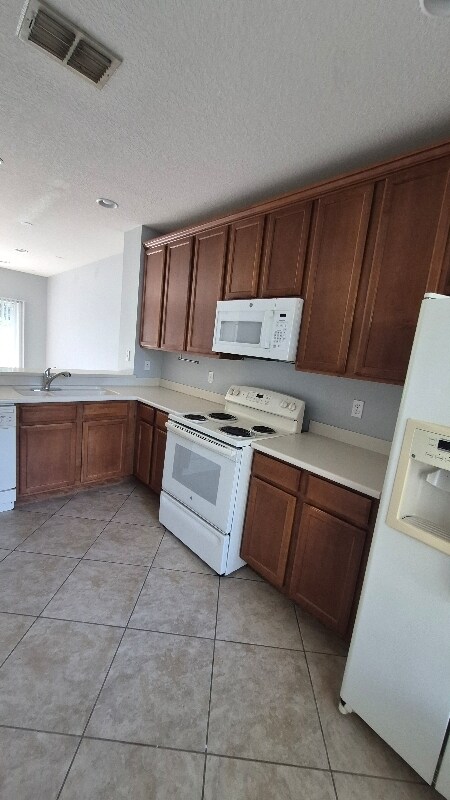 Building Photo - 10450 Manderley Way