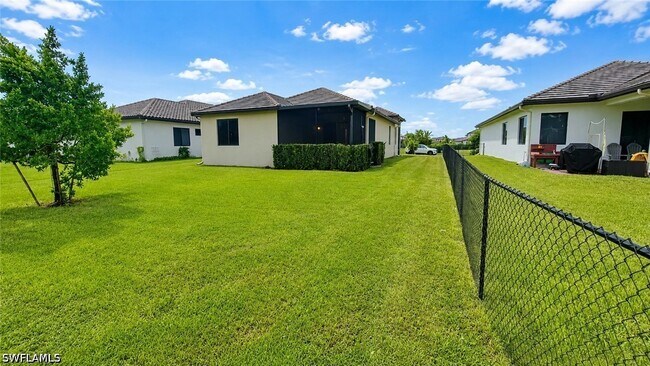Building Photo - 5245 Marano Dr
