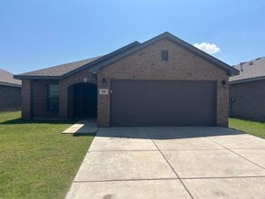 Building Photo - 3805 Primrose Avenue