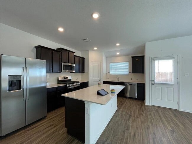 Building Photo - 216 Arnage Dr