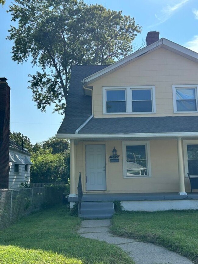 Building Photo - 1682-1684 Hearthstone Dr.
