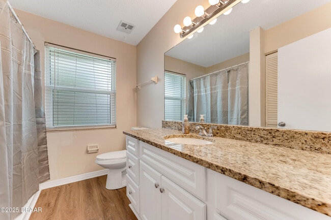 Building Photo - 121 Bob White Ct