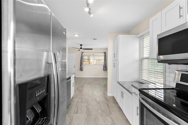 Building Photo - 2309 E Liberty St