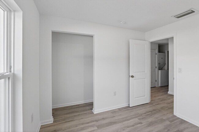 Building Photo - 1115 F Avenue