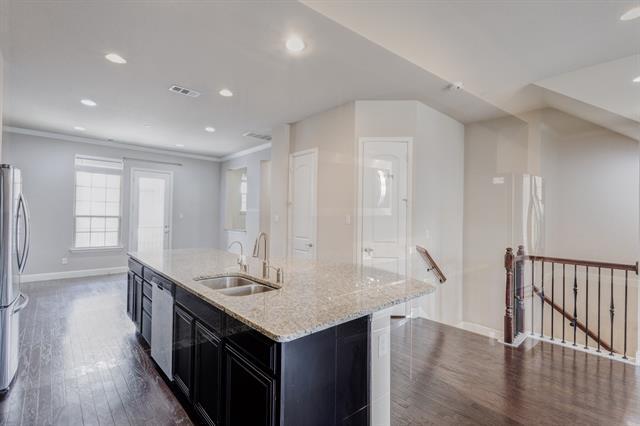 Building Photo - 6435 Las Colinas Blvd