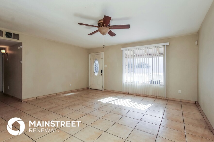 Building Photo - 4436 N 47th Ave