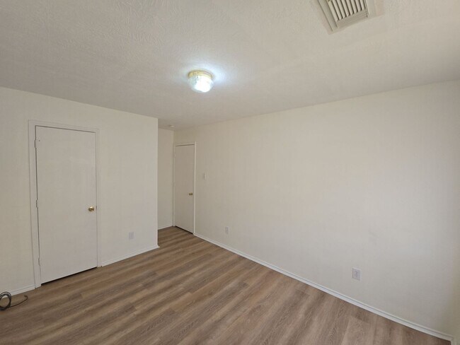 Building Photo - 21802 Westfield Ridge Dr