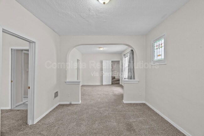 Building Photo - 4152 Wilmington Ave