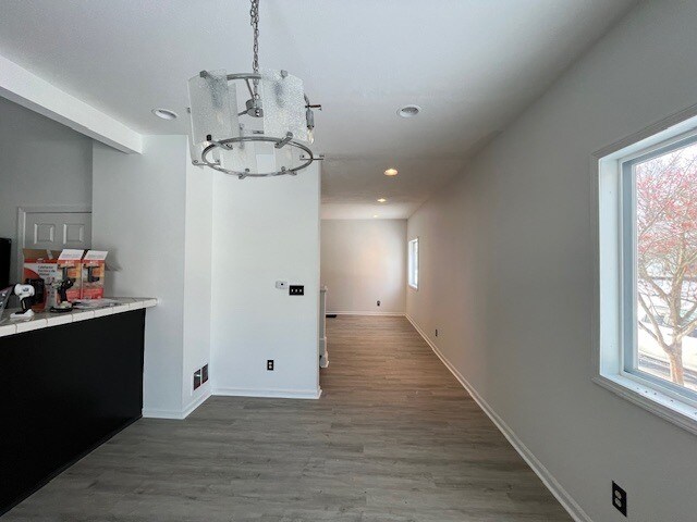 Building Photo - 934 W Garfield Ave