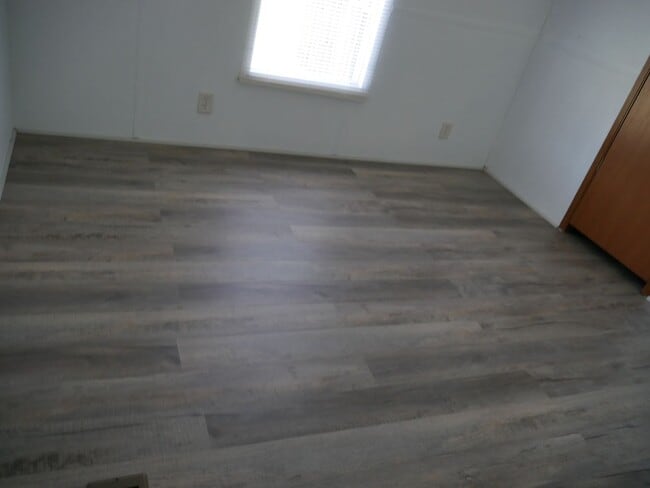 Building Photo - Adorable mobile home in Quitman