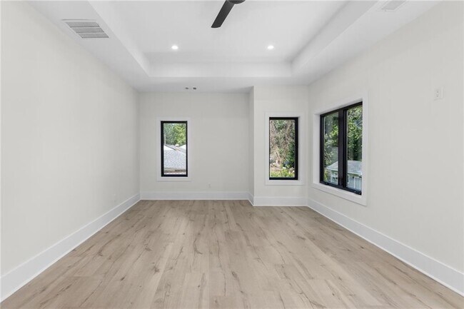 Building Photo - 2278 Tally Dr