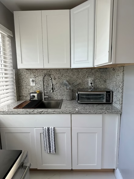 Building Photo - 3163 NW 29th St