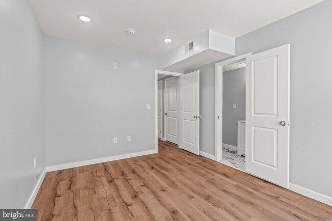 Building Photo - 2044 N Carlisle St