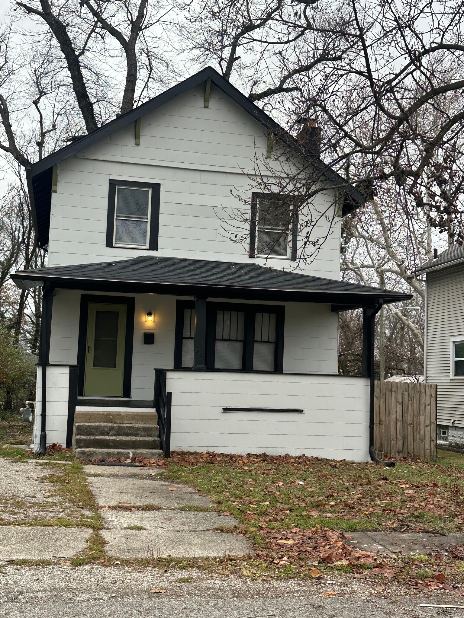 Building Photo - 707 Northview Ave