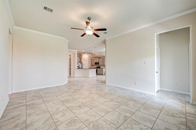 Building Photo - 2307 Green Kale Dr