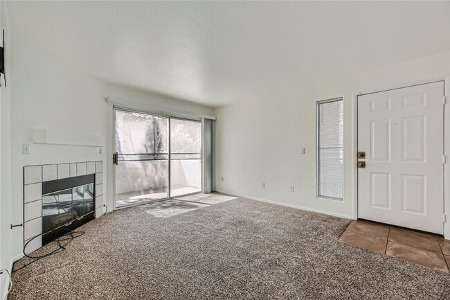 Building Photo - Beautiful Condo in Gated Community - Near Harry Reid Airport