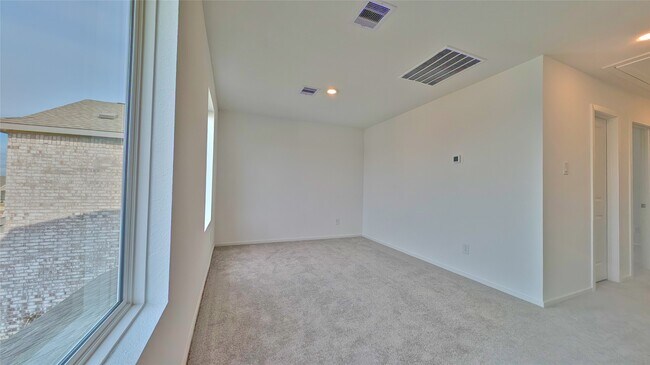 Building Photo - 16806 Old Wagon Wy