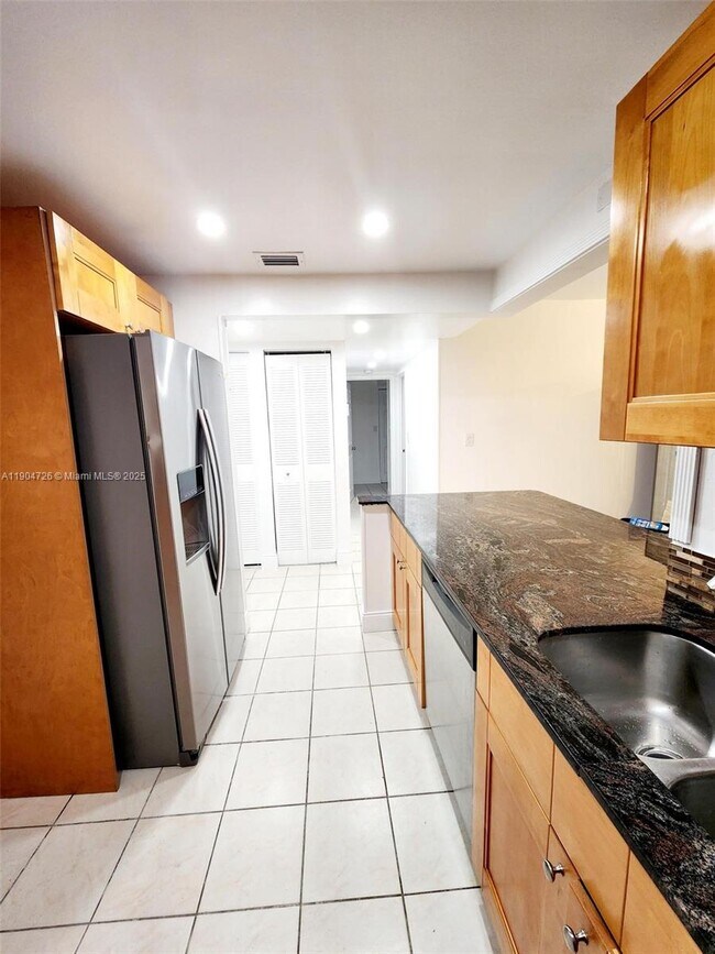 Building Photo - 4384 NW 9th Ave