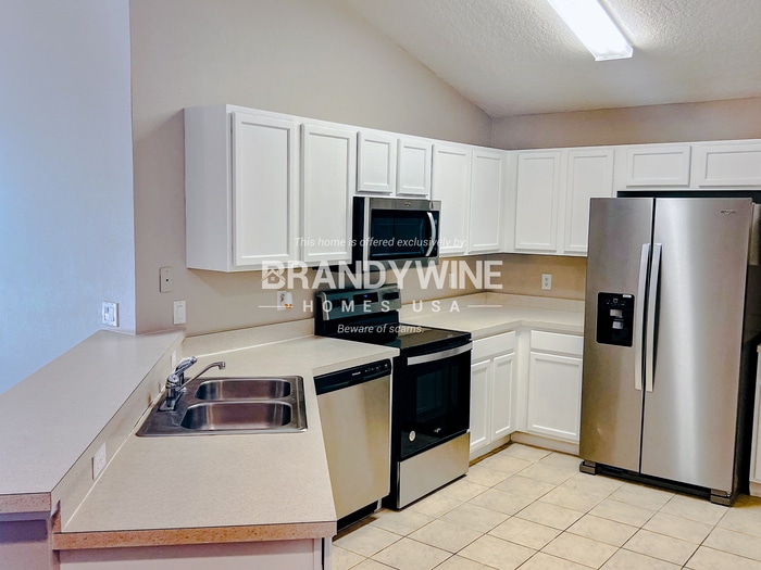 Building Photo - 3021 Merlot Way