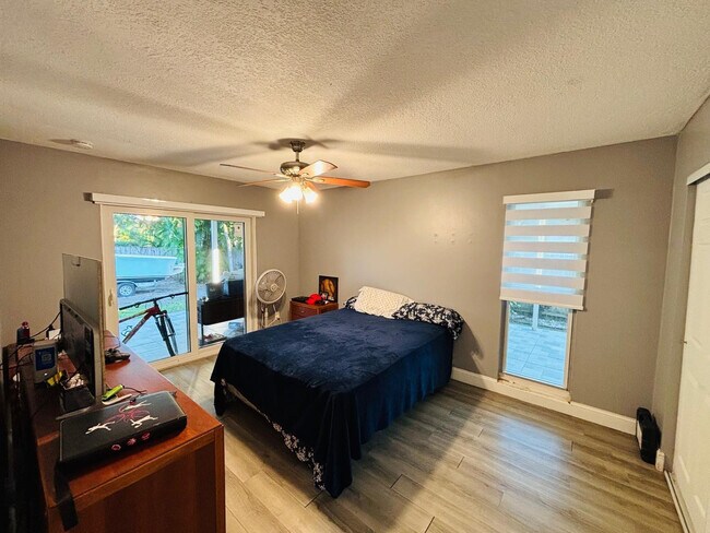 Building Photo - 8000 NW 74th Terrace